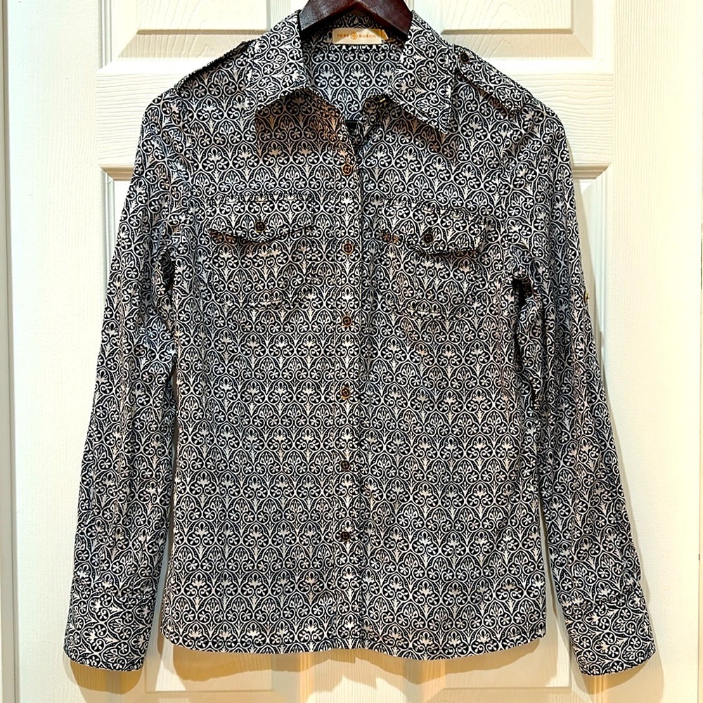 Tory Burch navy blue/white button down blouse size 2 - Picture 2 of 6